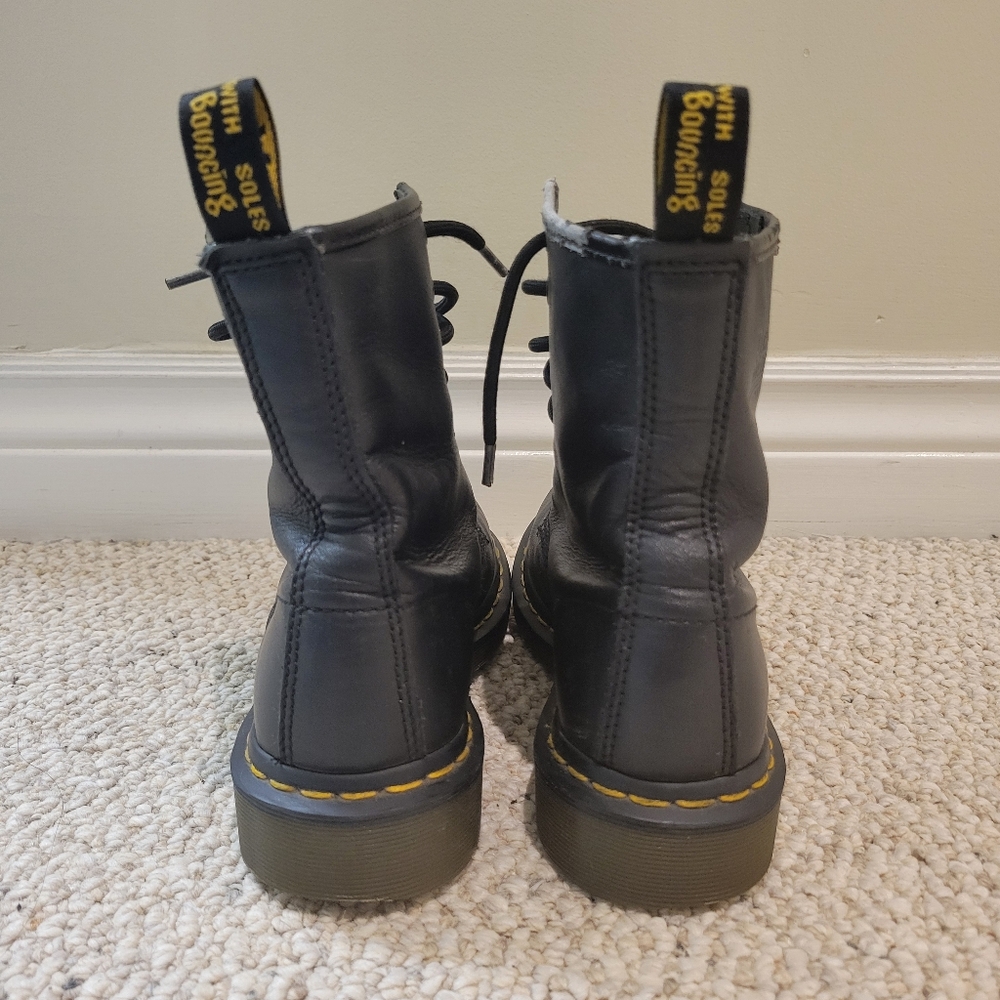 DR. MARTENS 1460 LACE UP COMBAT BLACK LEATHER BOOTS Women Size 7 - Picture 12 of 16